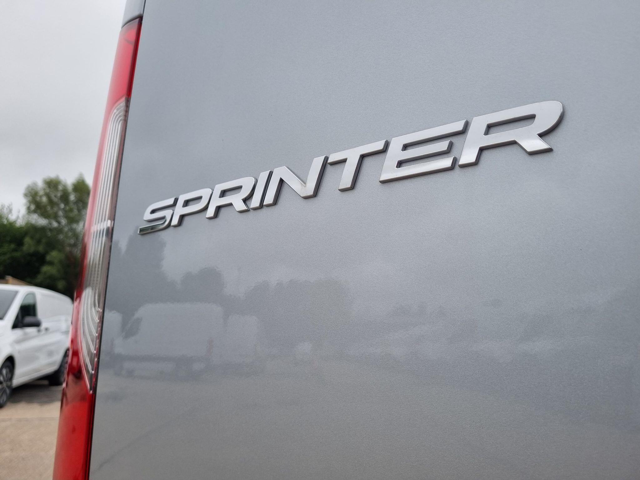 Mercedes-Benz Sprinter